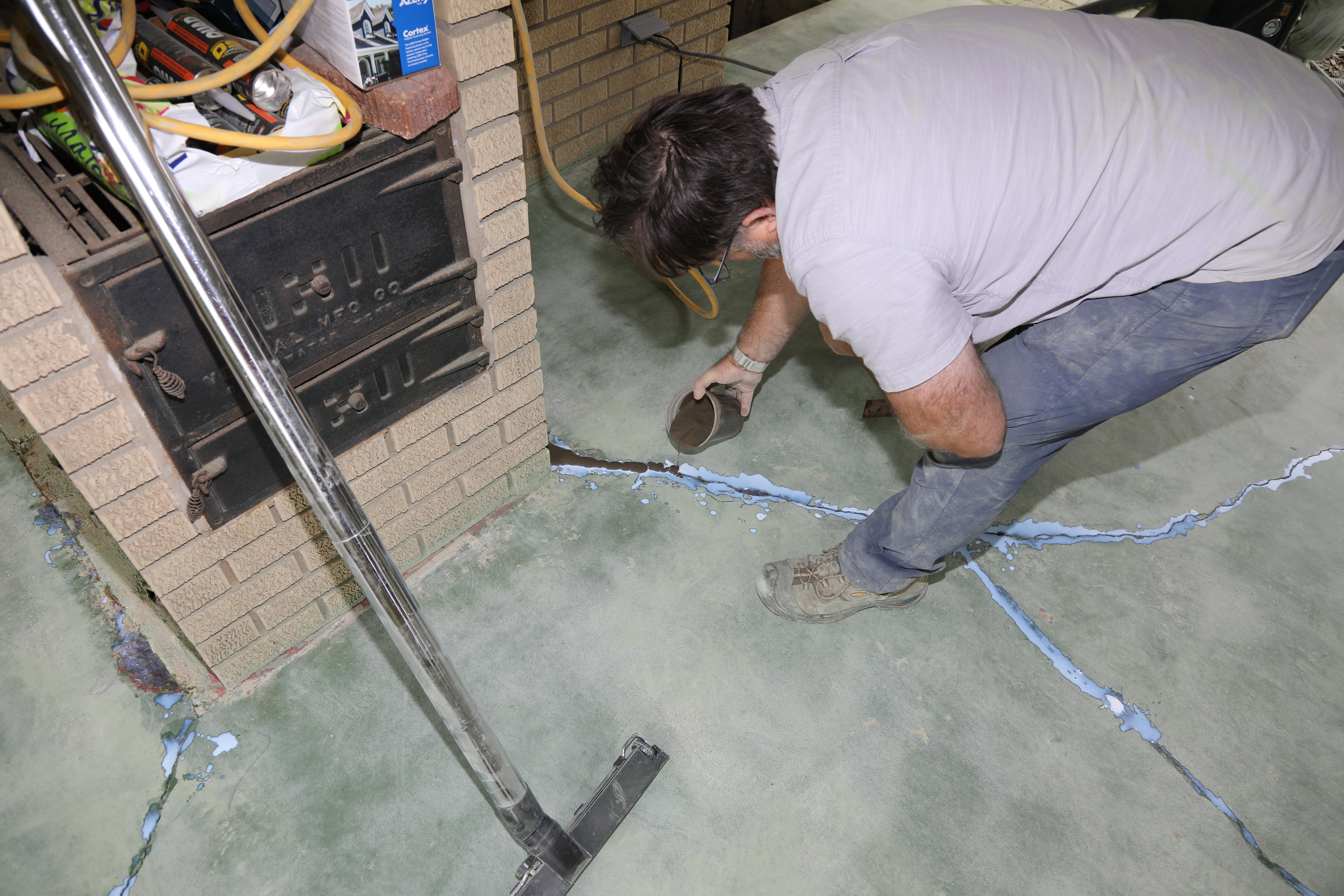 A Way To Fill Concrete Cracks Gizmo Exteriors Repair, Installations
