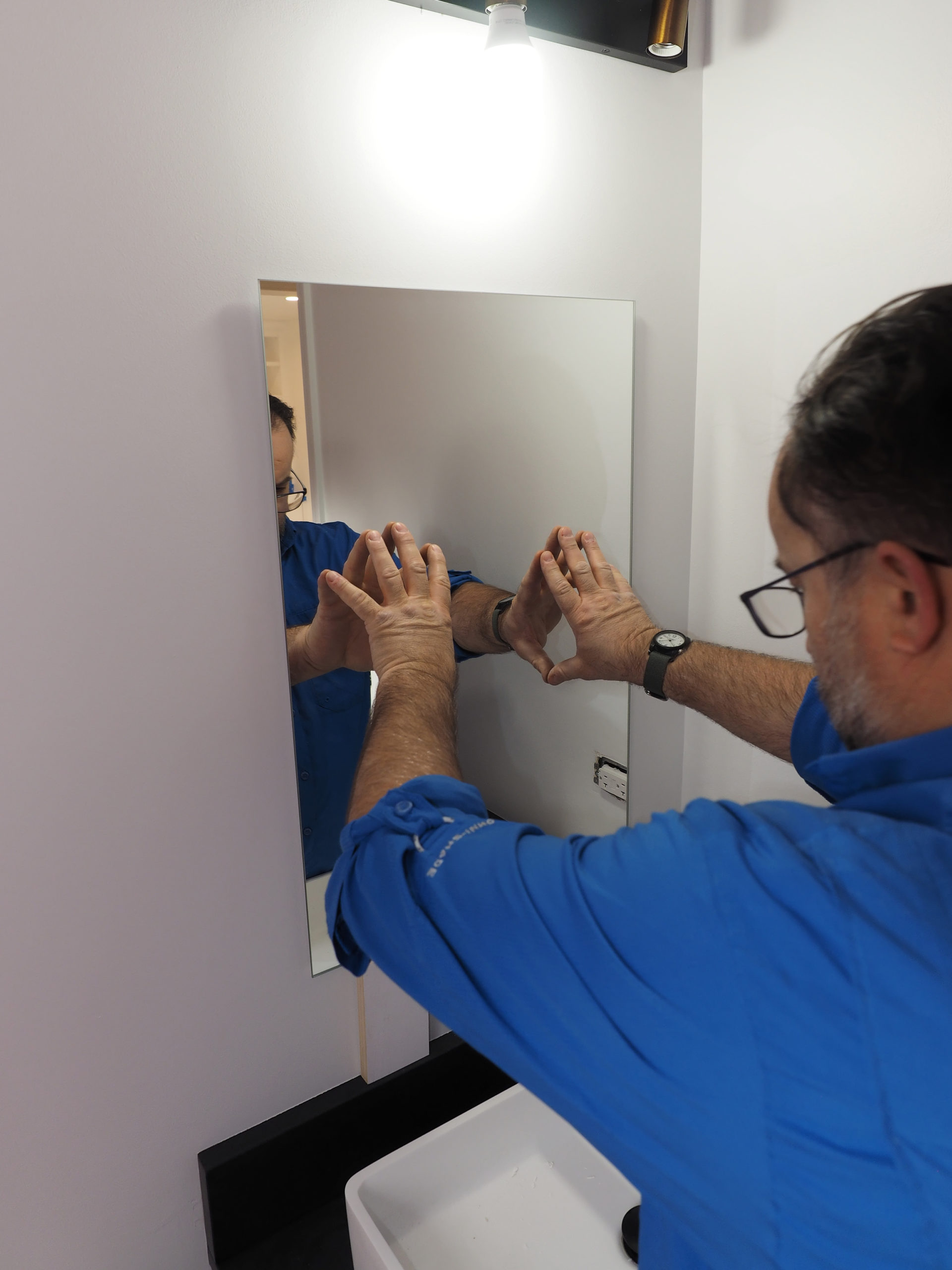 How To Mount A Frameless Mirror Gizmo Exteriors Repair, Installations